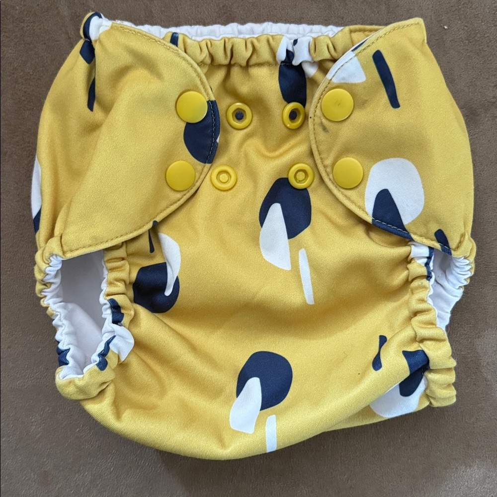 Esembly Size 1 Yellow Outer